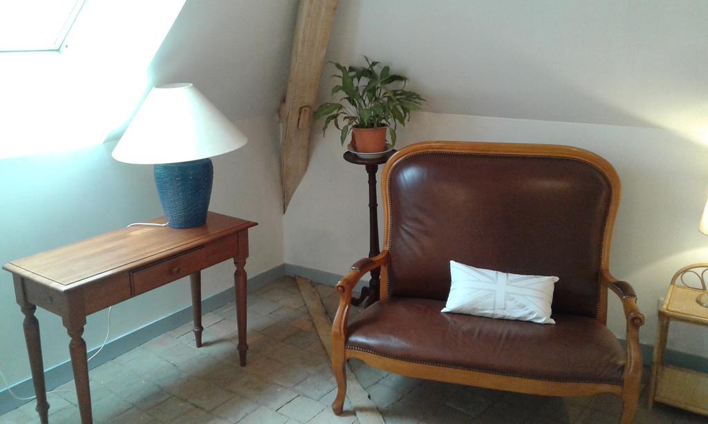La Cle Des Jardins Bed & Breakfast Nouatre Exterior photo